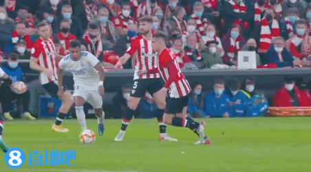 湖人大爆冷！东契奇42+8难救主，老詹22+4不满吹罚，威少22+7全队第二